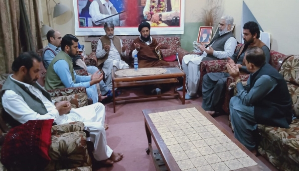علامہ سید افتخارحسین نقوی کی سانحہ پشاورکے شہداءکے لواحقین کے ساتھ اظہارتعزیت